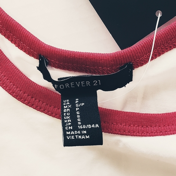 NWT! F21 Crop Top - Picture 2 of 3